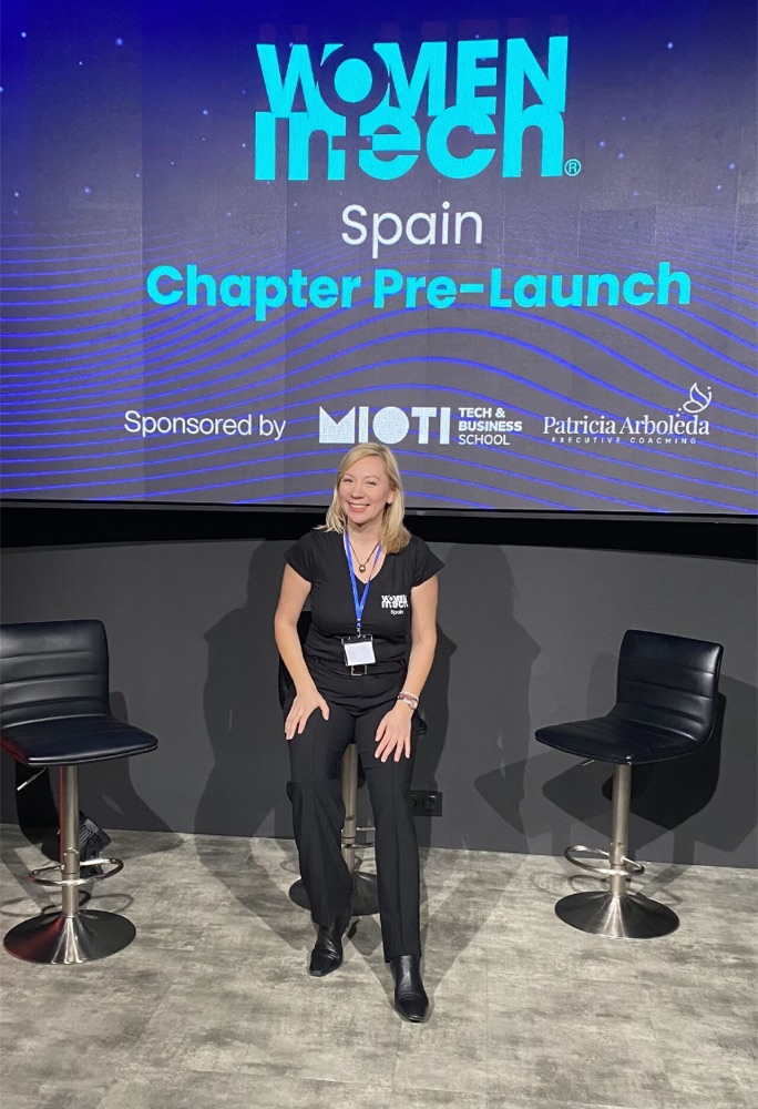 Надя на мероприятии Women in Tech Spain